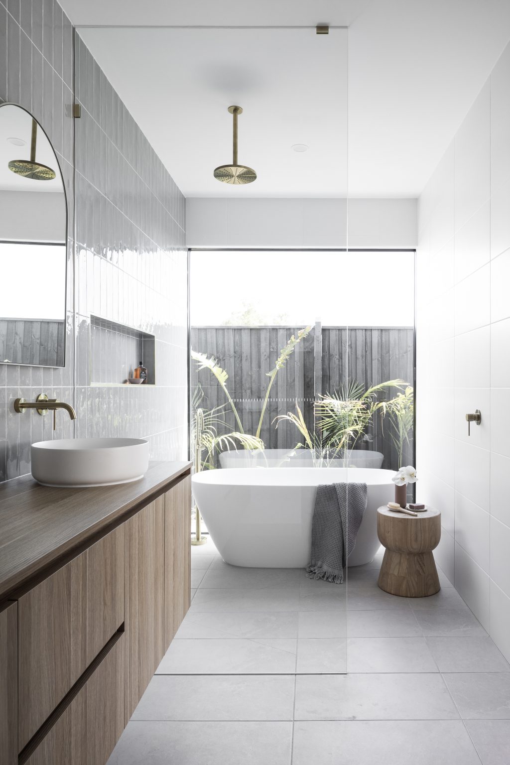 Three reno hacks to add size and value to your bathroom - The Interiors ...