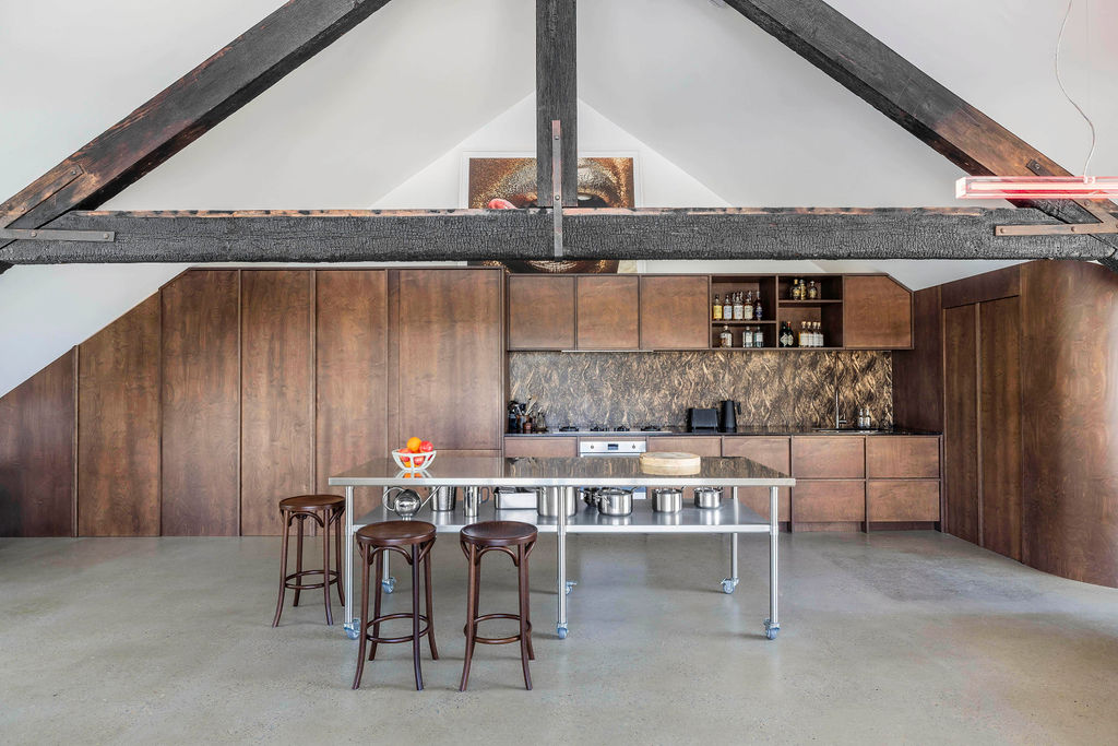 15 Friendship Rd, Unit Penthouse - ApartmentHomeLiving.com